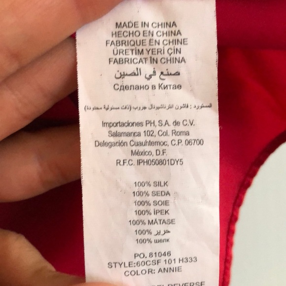 Bebe red silk peplum v-next shirt - Picture 4 of 4